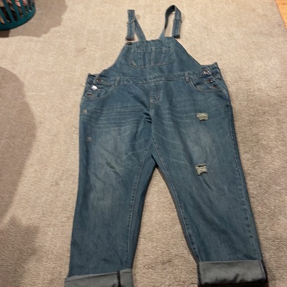 City Chic Boyfriend Denim Distressed Overalls size 18 - Picture 5 of 14